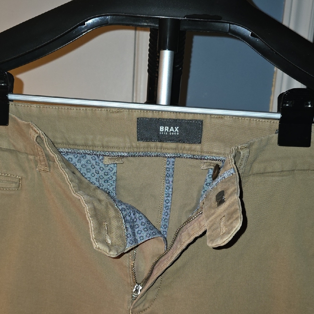 Brax Men's Khaki Chinos